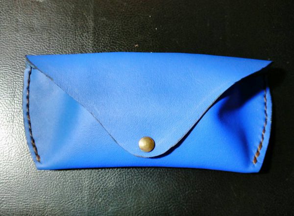 กล่องหนังใส่แว่น (Hand made)