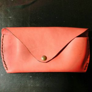 กล่องหนังใส่แว่น (Hand made)