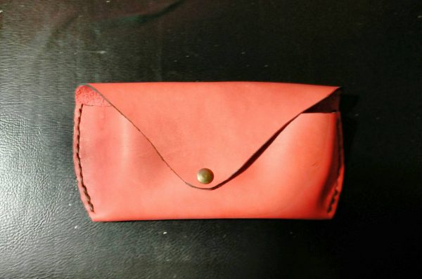 กล่องหนังใส่แว่น (Hand made)