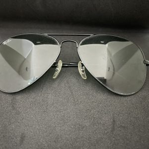 ลดราคาสินค้าตัวโชว์ มีตำหนิ (RayBan)
